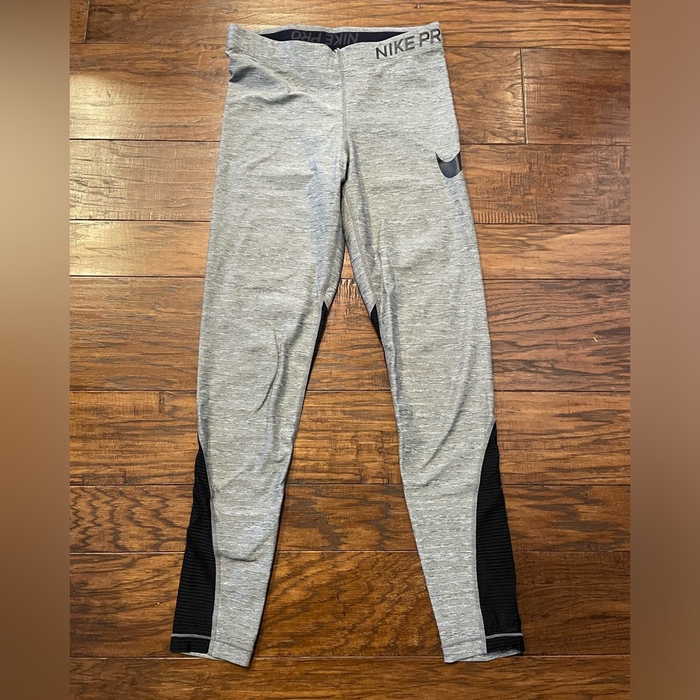 Women’s Nike Pro Leggings.
